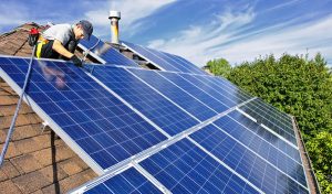 Service d'installation de photovoltaïque et tuiles photovoltaïques à Magné